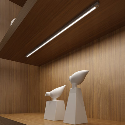 Vergrendelde kaststrooklamp met aan / uit schakelaar ondersteunend dimmer